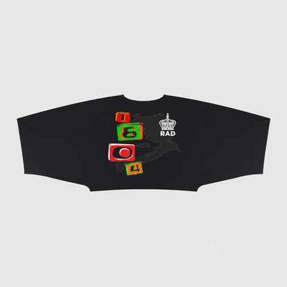 Black Tee – Flat Lay / Detail