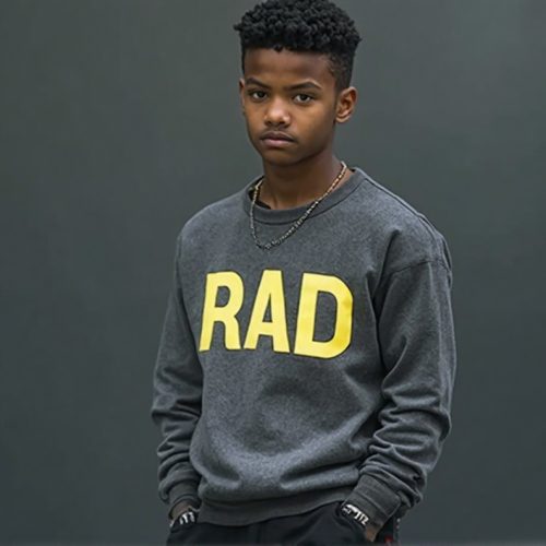 black_person_wearing_top_and_bottom_streetwear-4